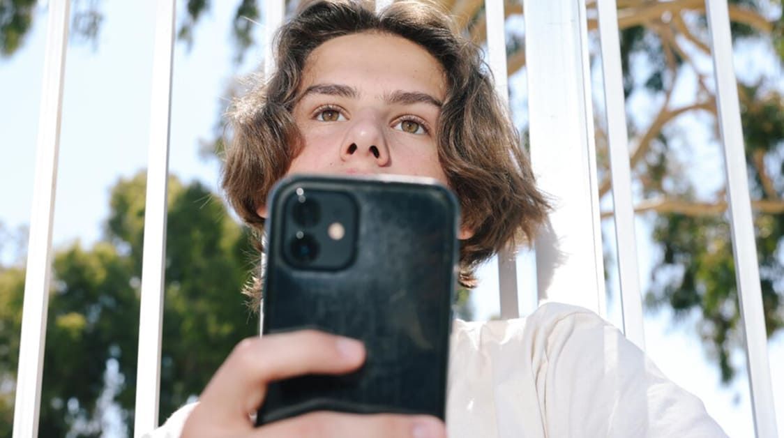 Medicare Recipients’ Quick Guide to Obtaining a Free Cell Phone with Q Link Wireless